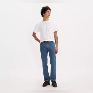 NWT Levi’s Mens 505 Regular Fit Medium Stonewash Non-Stretch Denim Jeans 36 x 29
